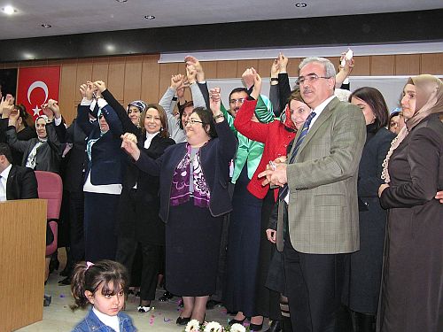 AKP Kadın Kolu Kongresi