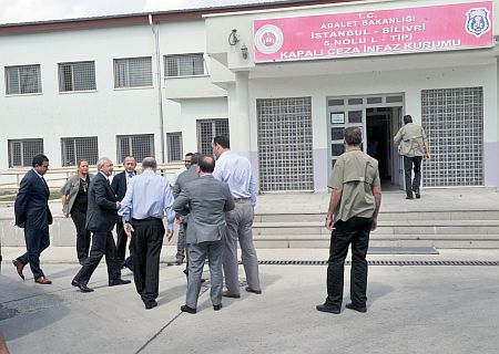 Kılıçdaroğlu Başbuğ'u Ziyaret Etti