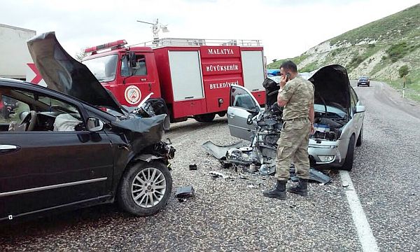 Karahan'da Kaza: 13 Yaralı