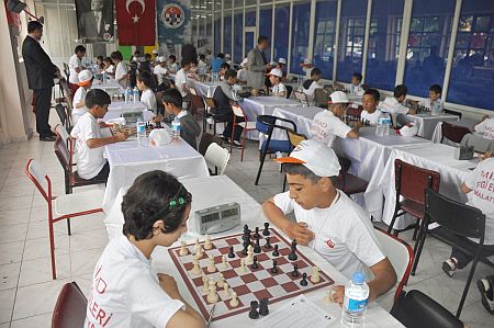 Satranç Şampiyonası Yapıldı