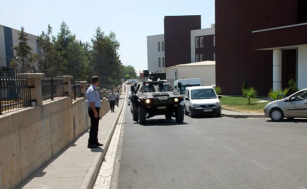 Adıyaman'da 2 Terörist Öldürüldü