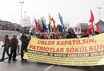 Taksim'de Kürecik Protestosu