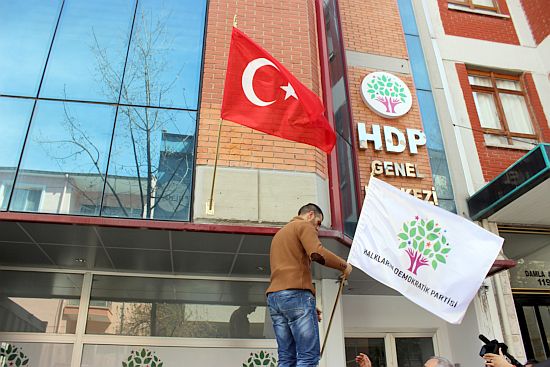 HDP Genel Merkezine Saldırı