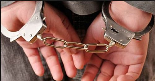 FETÖ'den 2'si Kadın 4 Şüpheliye Tutuklama