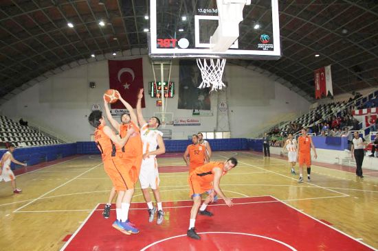 Büyükşehir Basketbol Play-Off'ta Yok