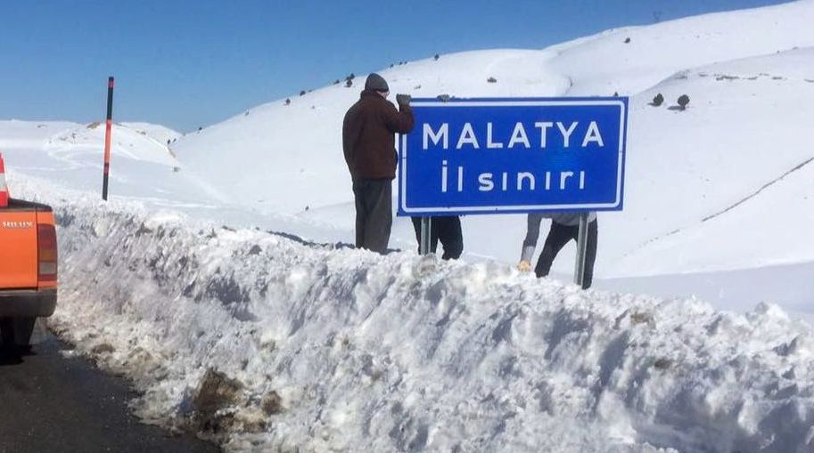 "Sınır Değişti.. Haberi Olan Var Mı?"