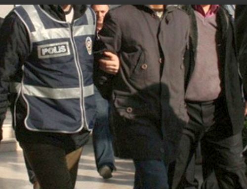 DAEŞ'e Yönelik Operasyon... 9 Gözaltı