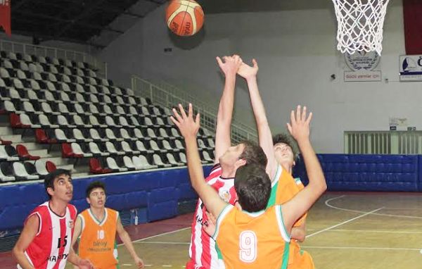 Büyükşehir Basketbol Gençler Finalde