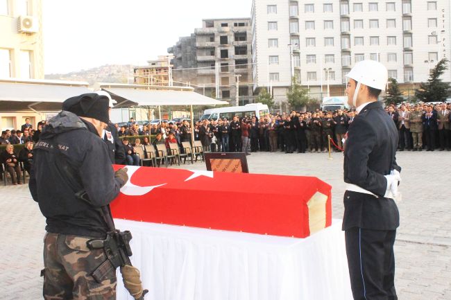 Şehit Polisin Cenazesi Malatya'ya Gönderildi