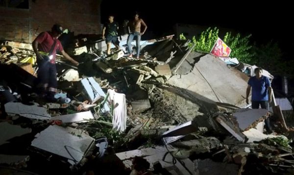 Ekvador Depreminde Kayıplar Artıyor