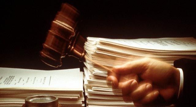 FETÖ'den 1'i Avukat 4 Sanığa Hapis Cezası