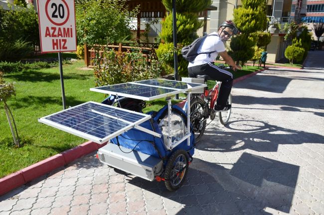Güneş Enerjili Bisiklet Yaptı
