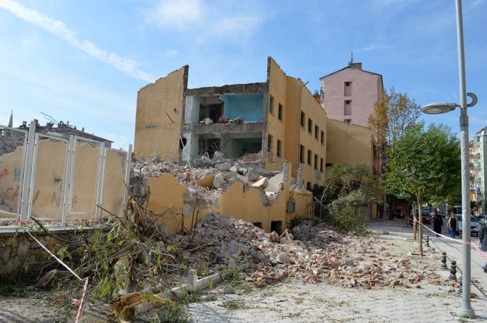 tapu binası yıkım (1)
