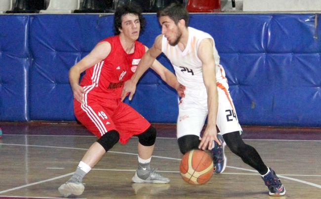 Basketbolda Büyükşehir Galip