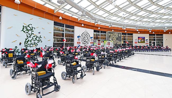 Büyükşehir'den Engellilere Tekerlekli Sandalye