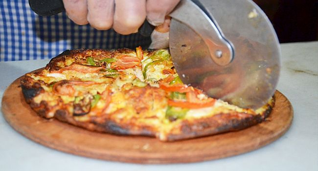 Alabalıklı Pizza Yaptı