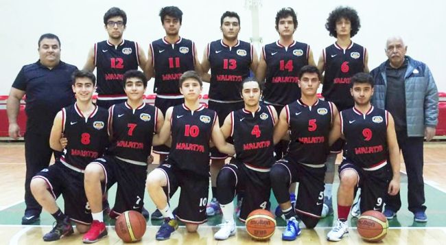 Büyükşehir U18 İlk Maçını Kazandı