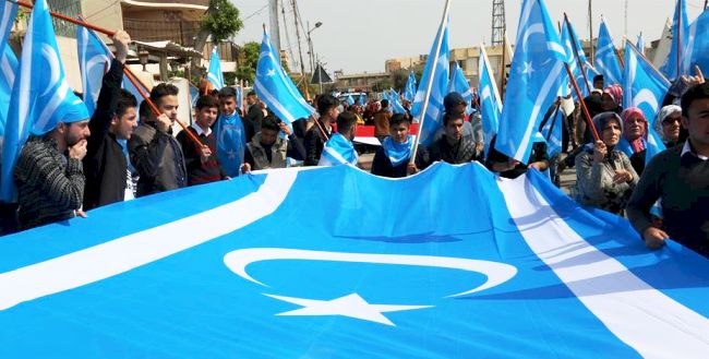 Kerkük'te Türkmenlerden Bayrak Protestosu