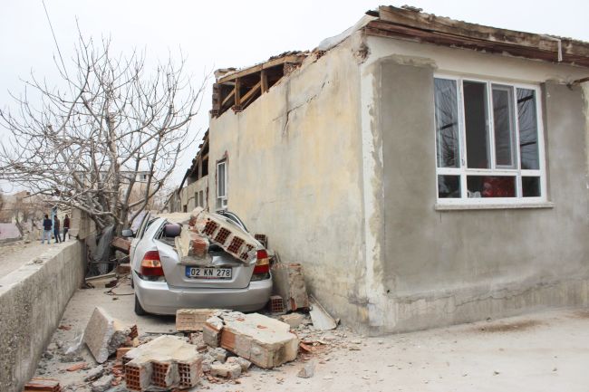 5.5'lik Deprem Malatya'da da Şiddetle Hissedildi