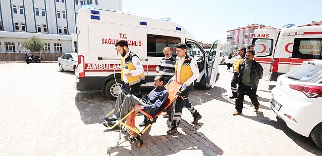 Hasta Seçmenler 25 Ambulansla Taşındı