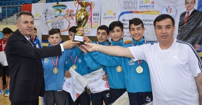 Badmintoncular Türkiye Şampiyonu
