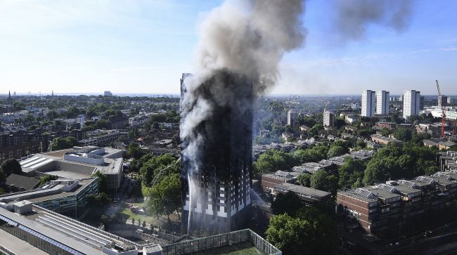Londra'daki Yangında Ölü Sayısı Artıyor