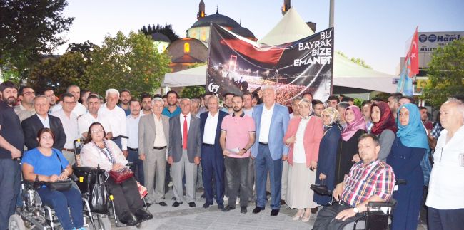 Bayrak Kafilesi Ankara'ya Yola Çıktı
