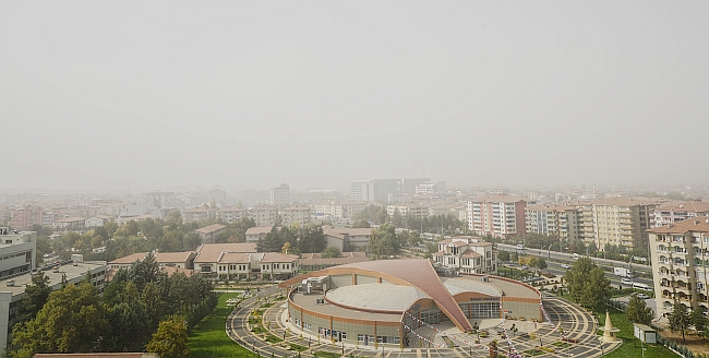 Malatya'ya Toz Bulutu Çöktü... Belediye Uyardı