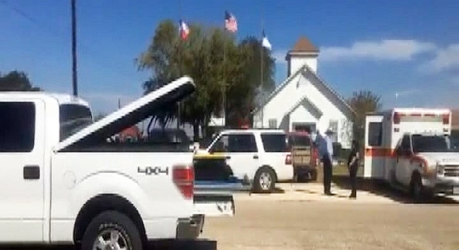 Teksas'ta Kiliseye Saldırı, 27 Ölü