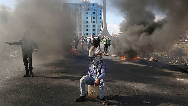 Gösterilerde 16 Filistinli Yaralandı