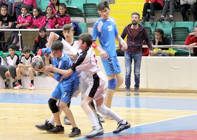 Hentbol Doğu Grubu Malatya'da Başladı