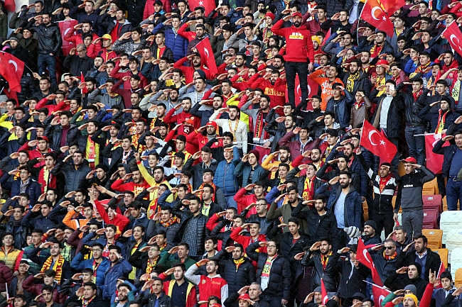 Yeni Malatya Stadı'ndan Mehmetçik'e Selam