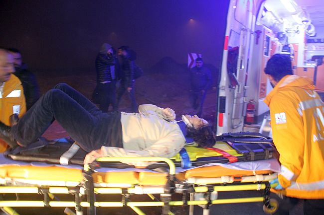 Malatya Otobüsü Kaza Yaptı... 1'i Ağır 11 Yaralı
