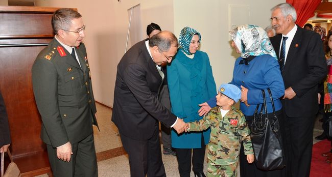 "Metin Paşamızı Burada Göremiyoruz, Niye! Çünkü.. "