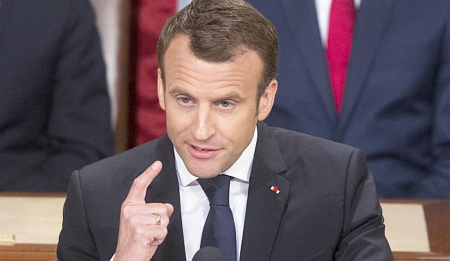 Macron Yolsuzluk Yapmakla Suçlanıyor