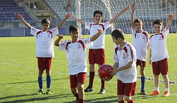 Özel Sporcular İnönü'de Buluşuyor