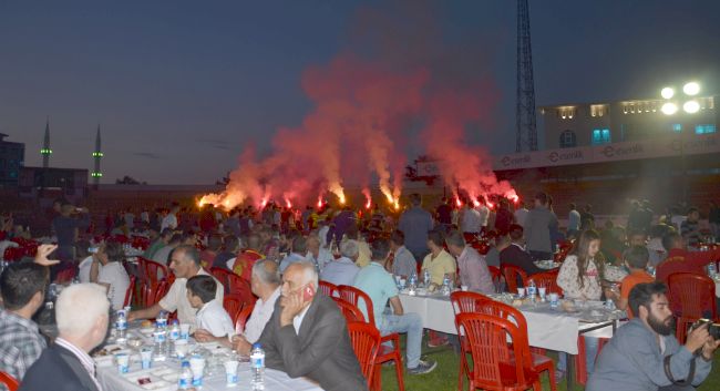 Taraftar İftarında Millet- Cumhur İttifakları Buluştu