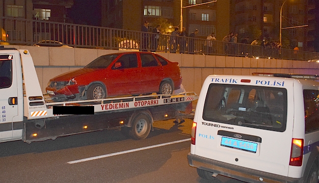 Alt Geçit Çıkışında Kaza, 1 Yaralı