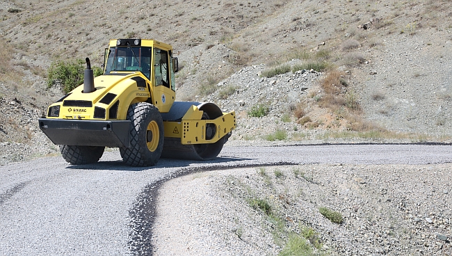 Merdivenler Yolu Asfaltlandı