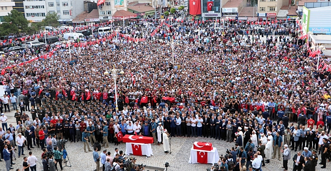 PKK'nın Katlettiği Anne ve Bebeği İçin Tören