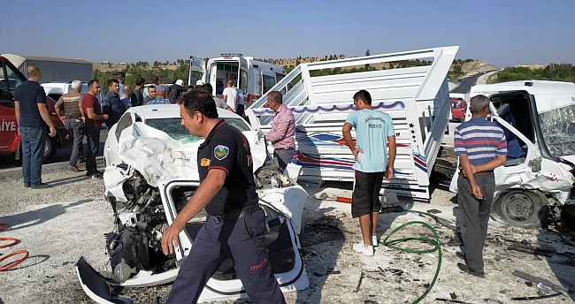 Sürücülerden Biri Öldü, Diğeri Yaralı