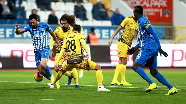 EYMS İstanbul'dan Eli Boş Dönüyor:3-0