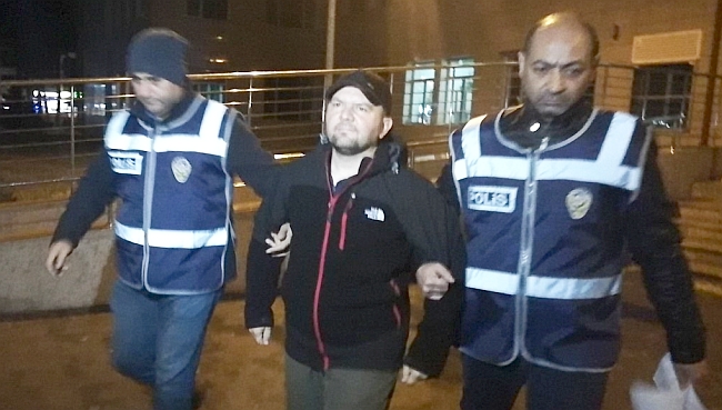 'Belediyenin Tarihçileri'nden Uğurluel Tutuklandı