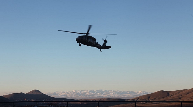 Askeri Helikopter Diyaliz Hastası İçin Havalandı