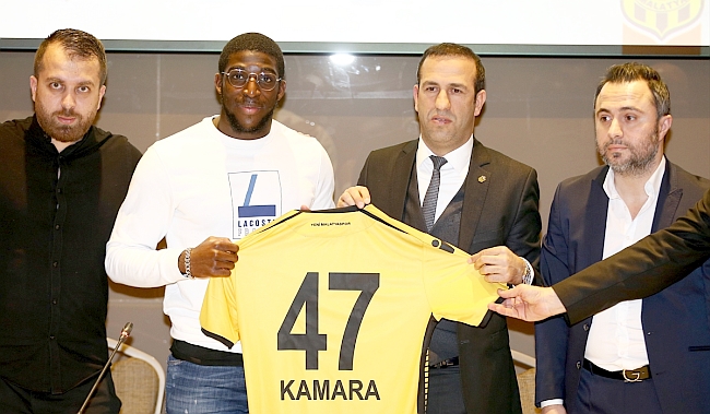 Kamara EYMS'ye İmzayı Attı