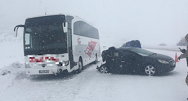 Sürgü'deki Kazada 2 Yaralı