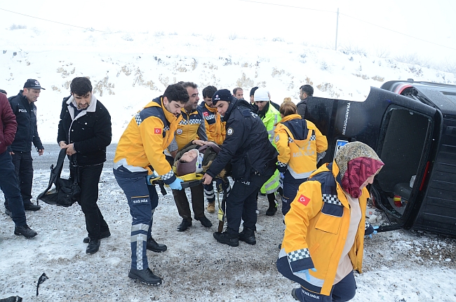 Darende'de Trafik Kazası... 10 Yaralı