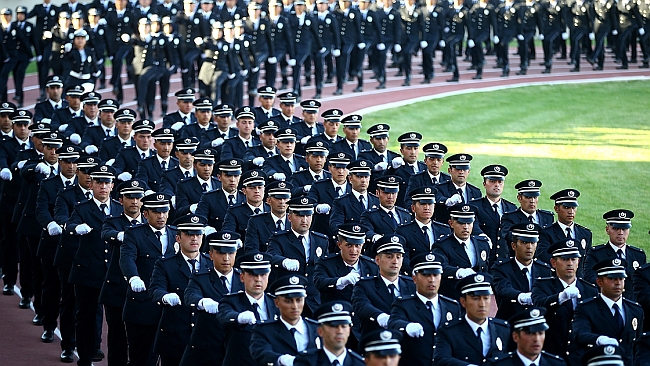 Polislik İçin 15 Bin Kişi Alınacak