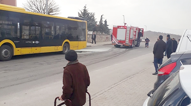 Otobüs Yangınına Sağlıkçı Müdahalesi