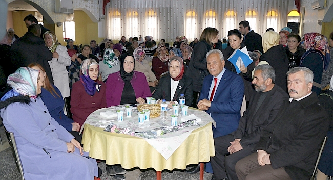 AKP Hekimhan'da Kadınlar Günü Kutlaması